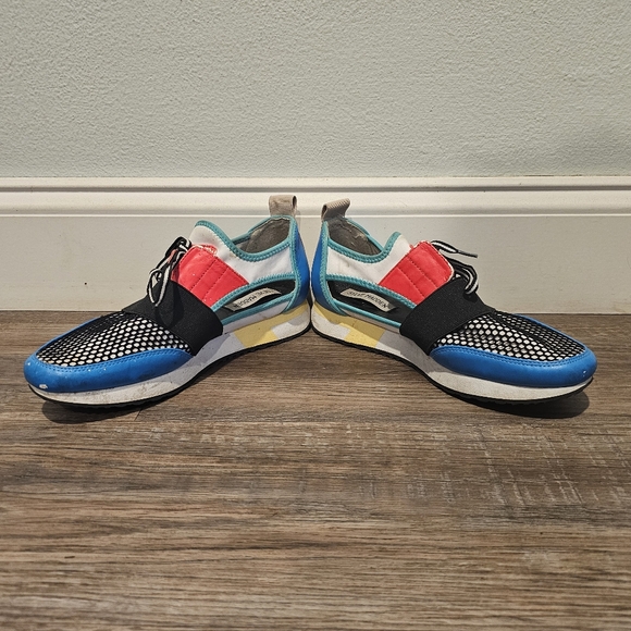 Steve Madden Funky Slide On Sneakers - Picture 3 of 9